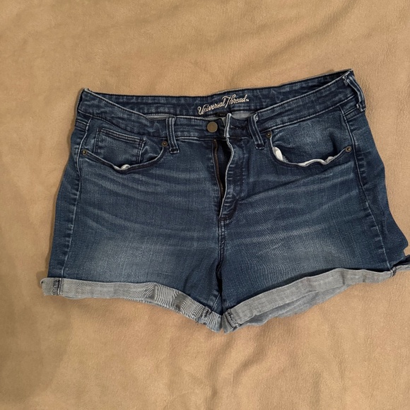Universal Thread Blue Jean Shorts - Picture 1 of 6